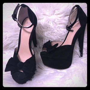 Beau + Ashe Black Maresa Platforms